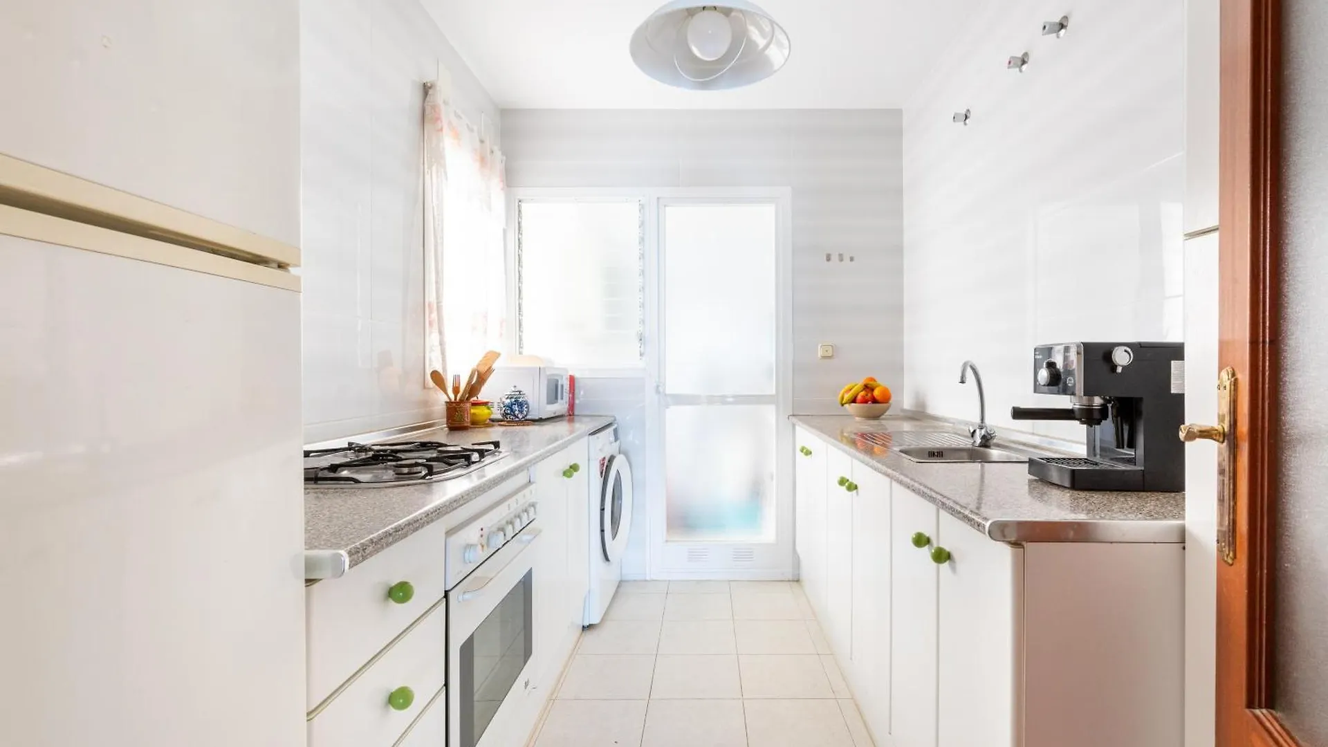 Apartment Wintowinrentals 1ª Linea De Playa, Parking Y Wifi Rincon de la Victoria