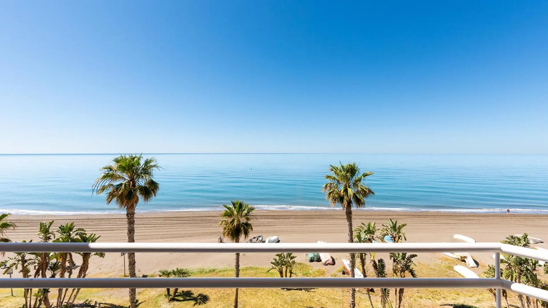 Wintowinrentals 1ª Linea De Playa, Parking Y Wifi Rincon de la Victoria Spain